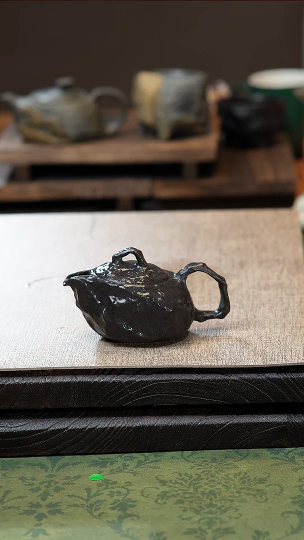 中式归玉堂冰碛岩重工雕刻磐云望月壶