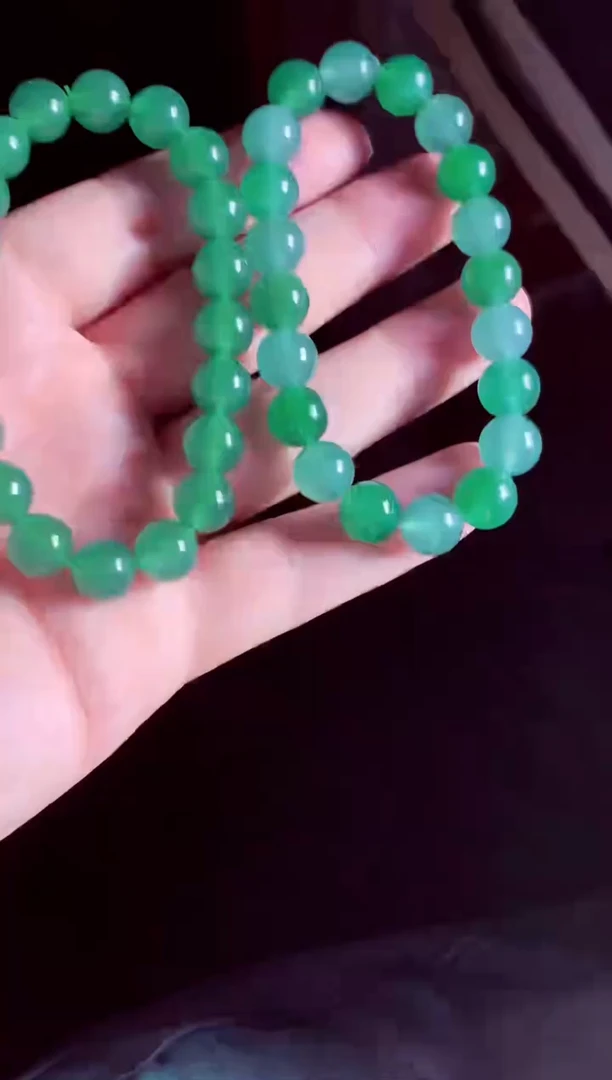 未镶嵌定制翡翠陈**?翡翠毛货定制