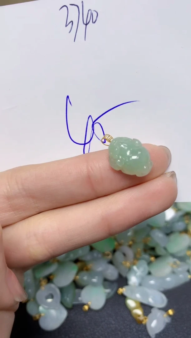 【闪购商品】翡翠颈饰18K金镶嵌 天然翡翠A货