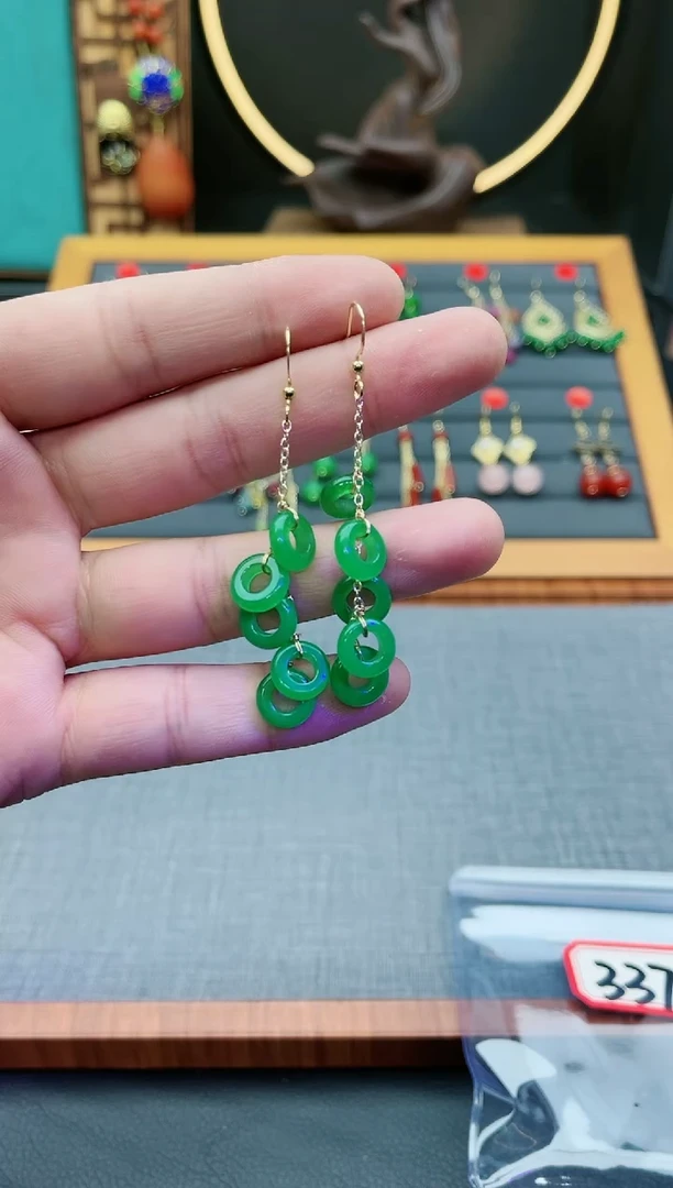 【闪购商品】玛瑙/玉髓耳钉银S925镀金镶嵌3373000