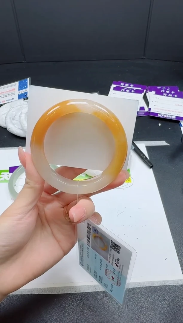 未镶嵌手镯石英质玉0199-55