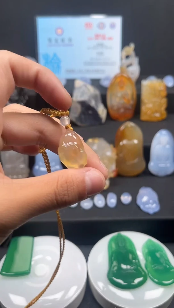 未镶嵌颈饰玛瑙/玉髓天然珠宝 一物一证