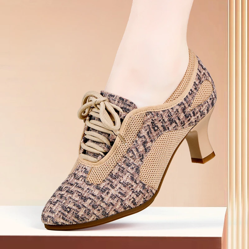 小香风新款女式摩登舞鞋教师鞋网面透气拉丁舞鞋交谊舞鞋精致舒适