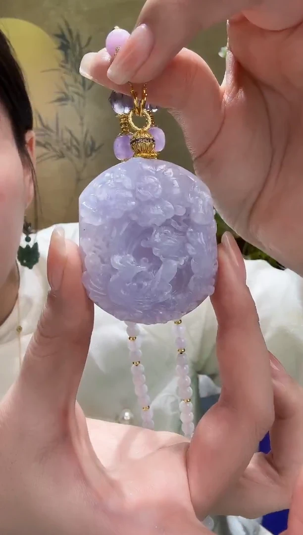 颈饰未镶嵌翡翠吊坠