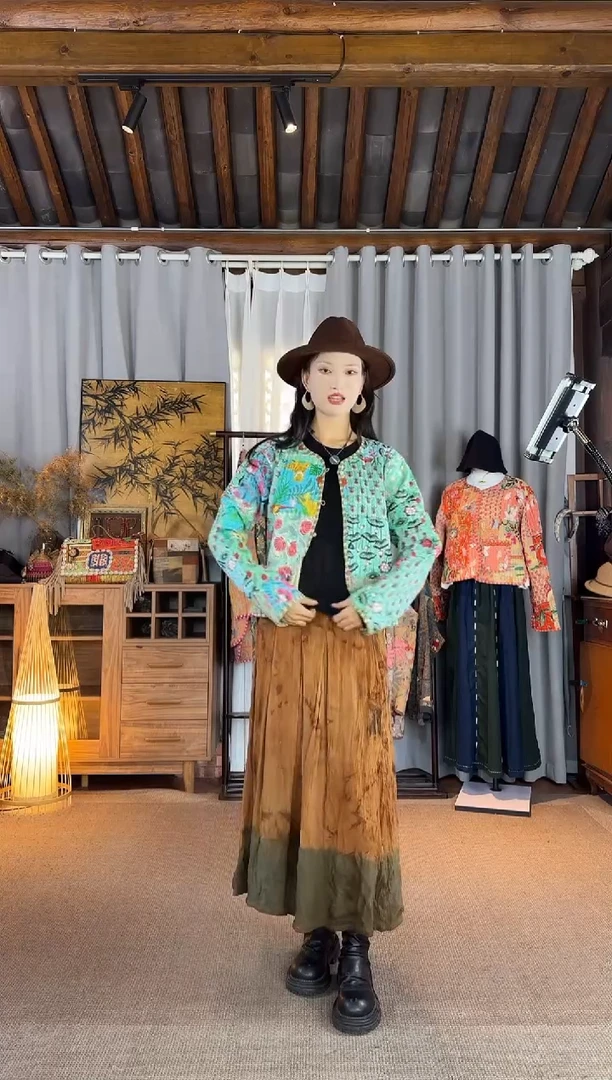 设计师款彩色夹棉外套