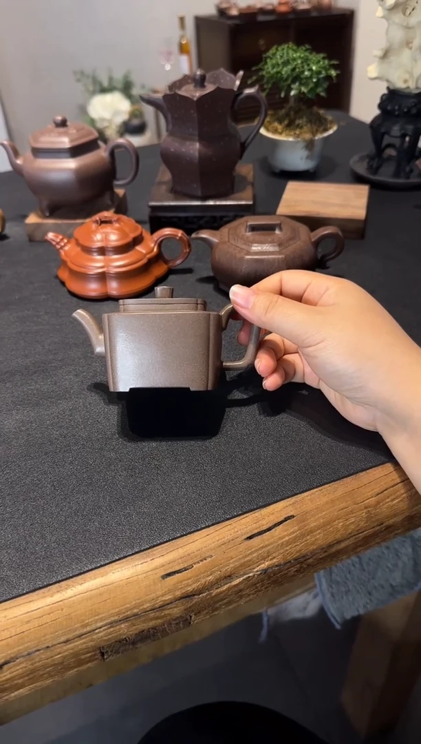 茶壶紫砂等*?同春 紫砂壶