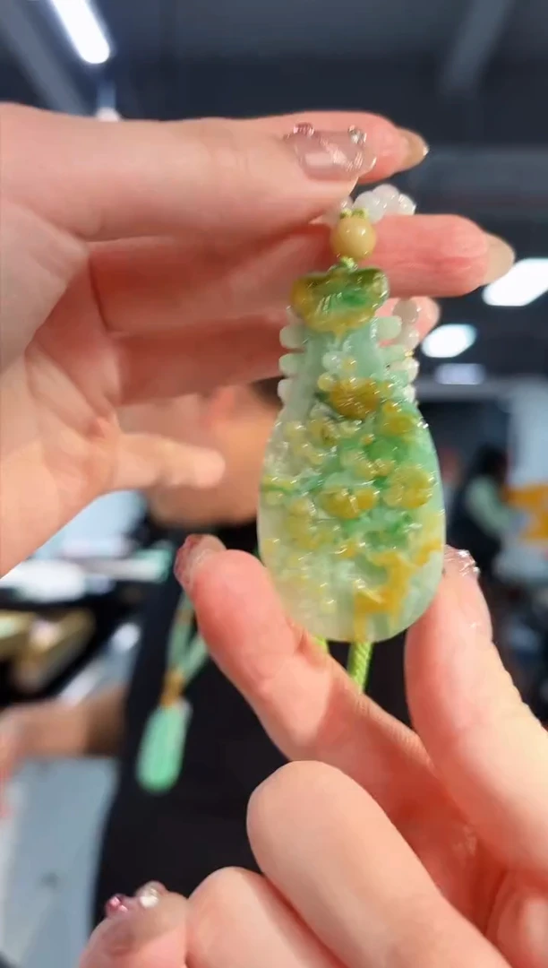 【闪购商品】翡翠颈饰未镶嵌缅料A货/支持复检/一件