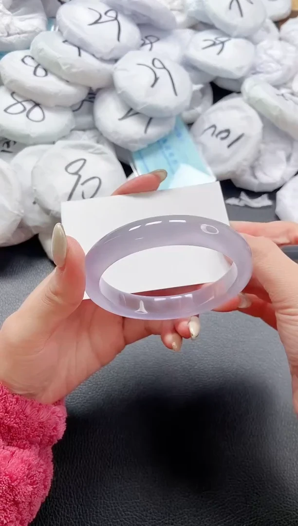 【闪购商品】石英质玉手镯未镶嵌 7L135-60