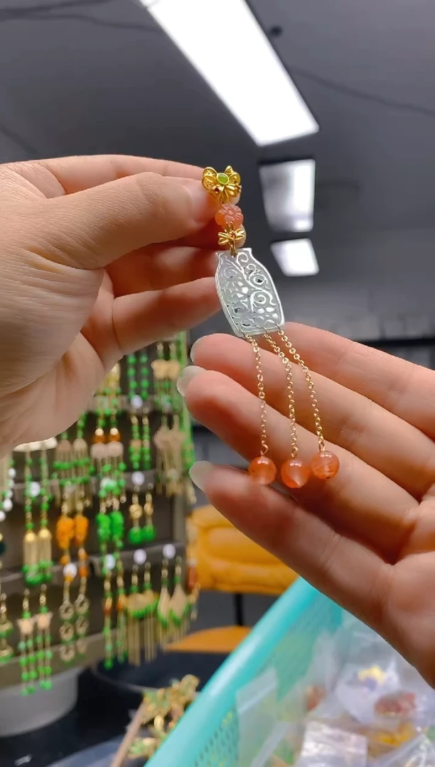 翡翠合金耳饰0156翡翠压襟