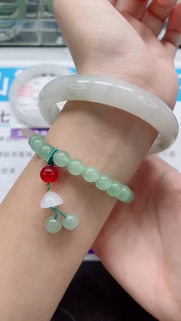 未镶嵌手镯石英质玉175-62/63