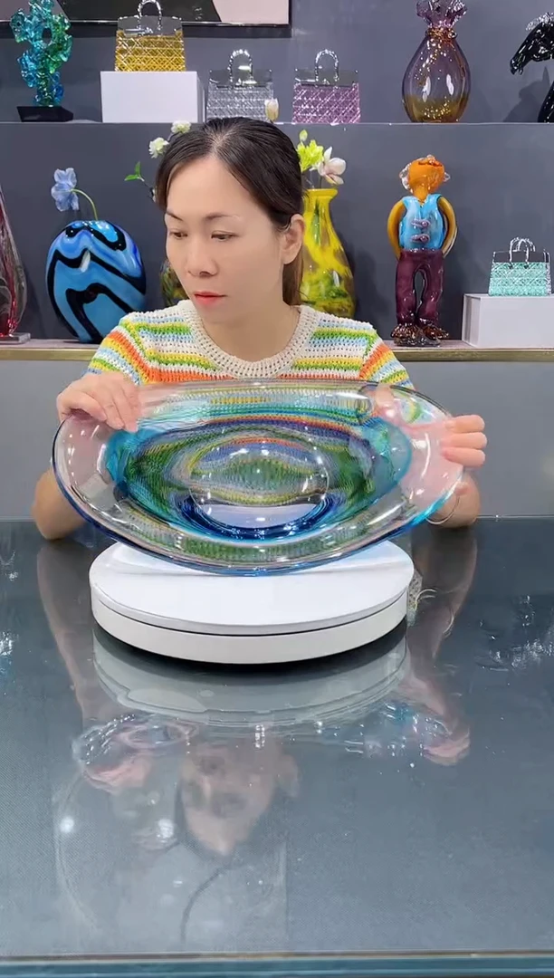 琉璃手工艺品交***在微瑕水晶琉璃果盘1个蓝紫色