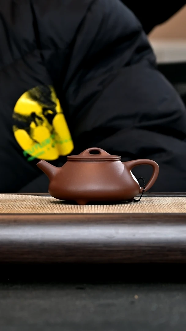 【闪购商品】紫砂茶壶EL12836 宇瓢 红紫泥