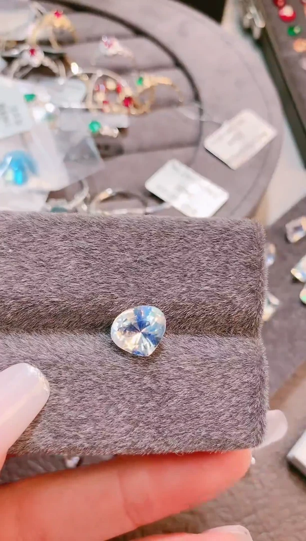 月光石裸石2.72ct