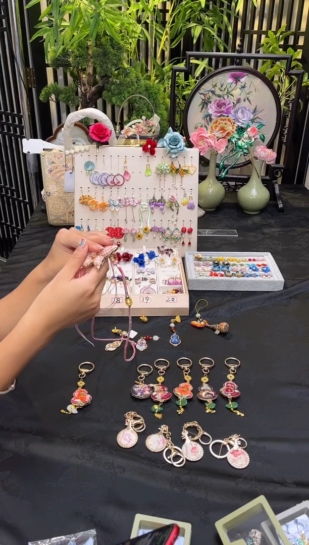 织绣顺***，非遗绒花手工饰品