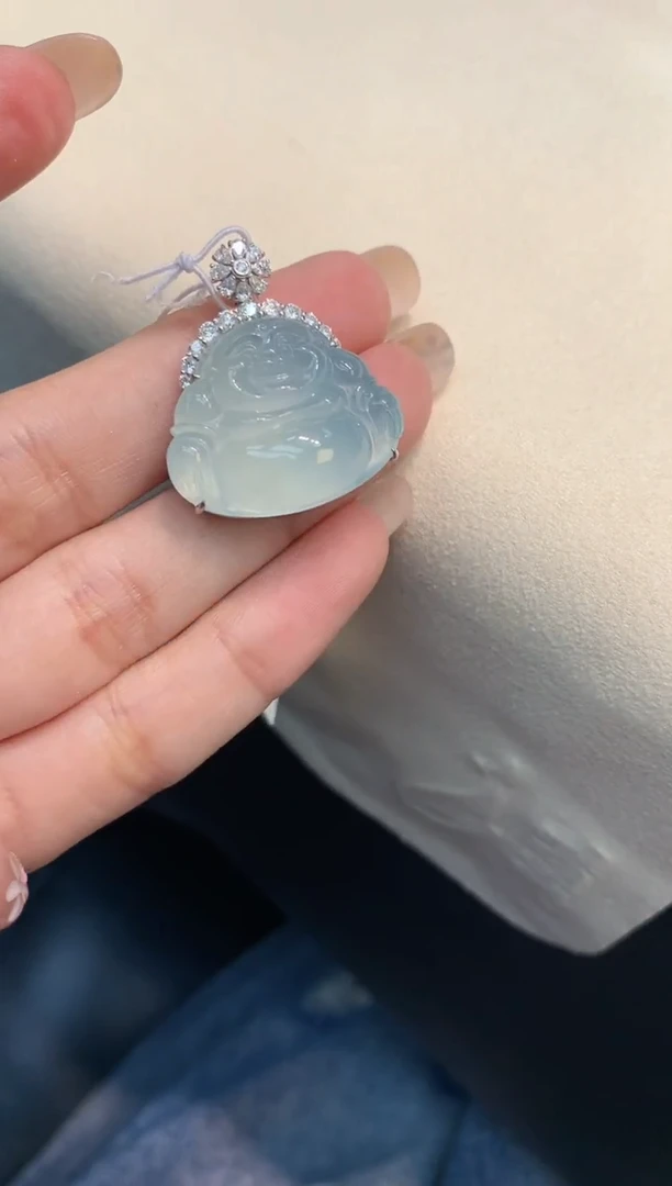 颈饰18K金镶嵌翡翠佛公1