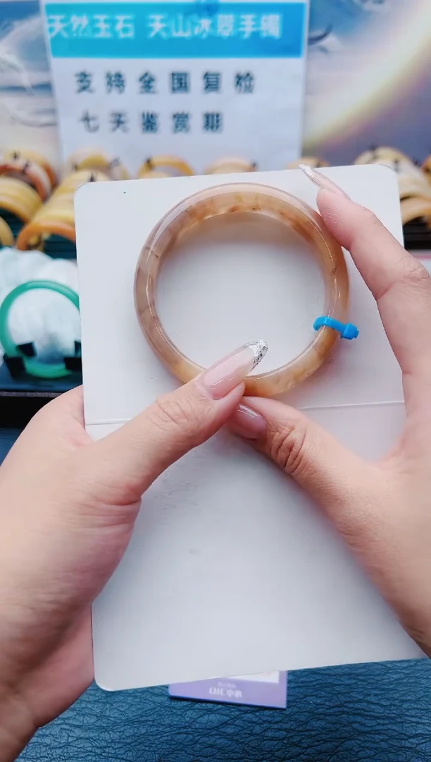 【闪购商品】石英质玉手镯未镶嵌B30-57-58