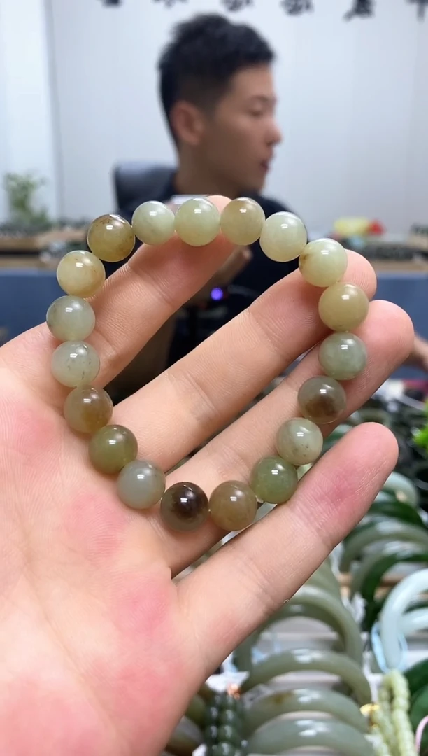和田玉手镯未镶嵌10mm