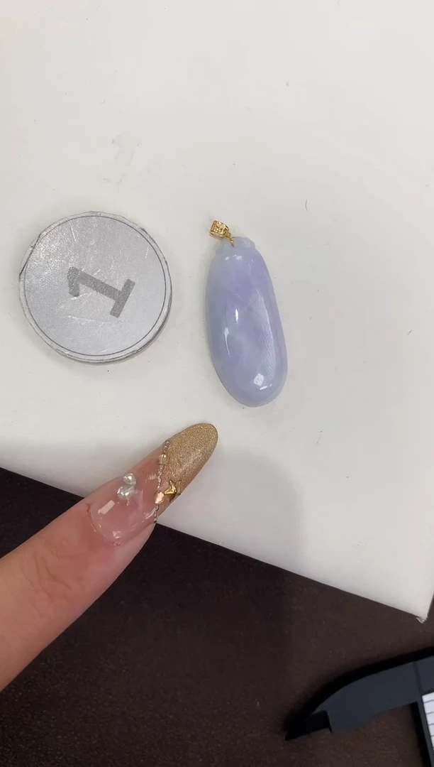 颈饰18K金镶嵌翡翠 天然缅甸a货翡翠