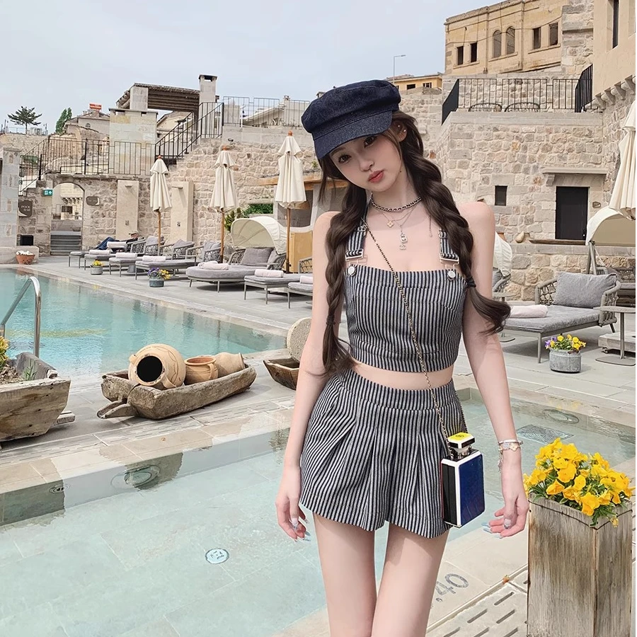 【甜心珍妮】韩系甜美少女2025夏季新款性感显瘦条纹吊带配短裙套装