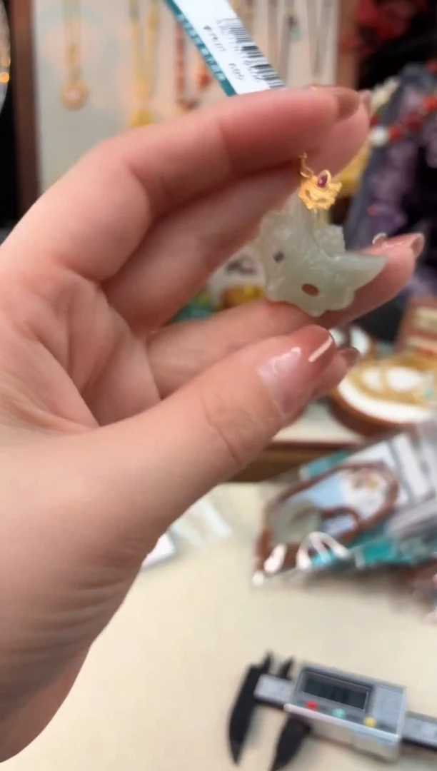 未镶嵌和田玉颈饰@@A921D019506-1