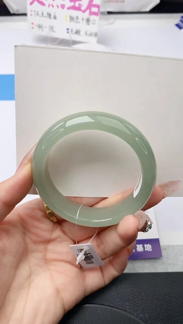 未镶嵌手镯石英质玉w189-DB多样性发货50+