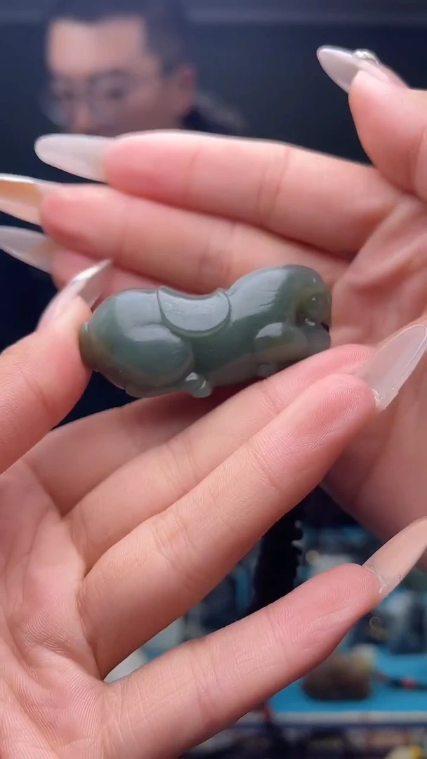 未镶嵌和田玉挂件1