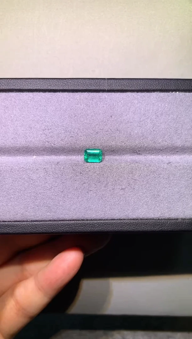 【闪购商品】祖母绿裸石未镶嵌1.14ct吉尔德INTEN无油A249