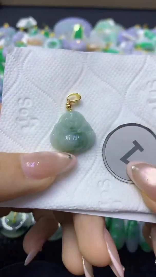 颈饰未镶嵌翡翠天然缅甸翡翠A货