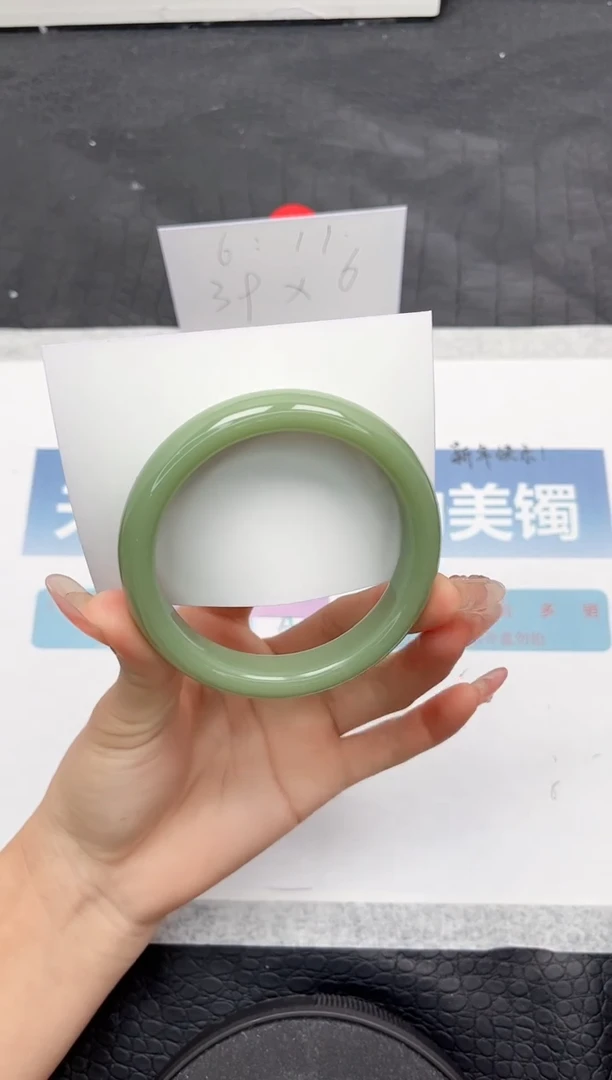 【闪购商品】石英质玉手镯未镶嵌Q14-60