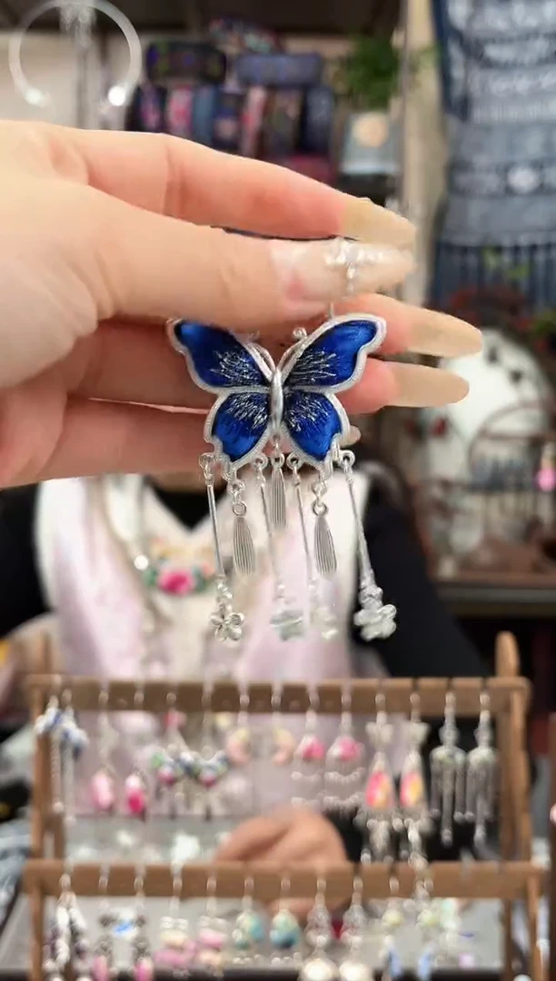 织绣民族风非遗老绣苗银饰品690