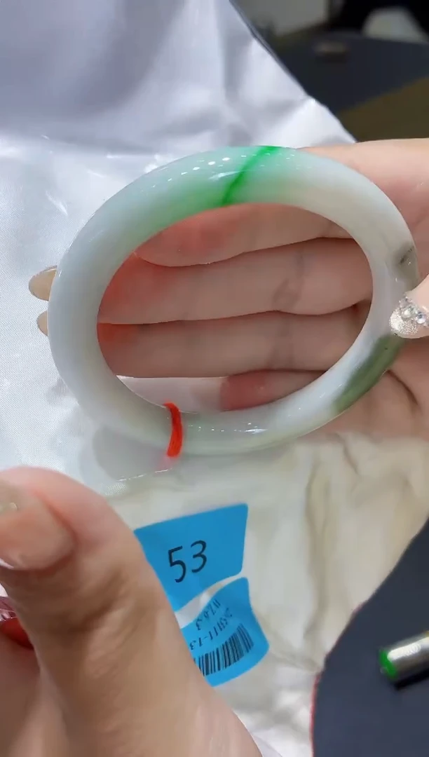 未镶嵌手镯翡翠翡翠手镯53