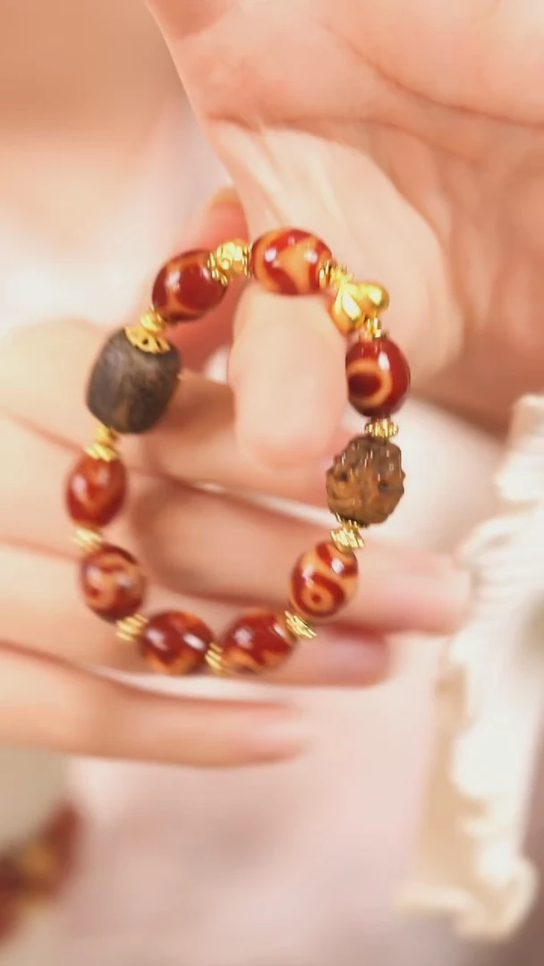 玛瑙/玉髓（覆膜）颈饰未镶嵌传世珠宝