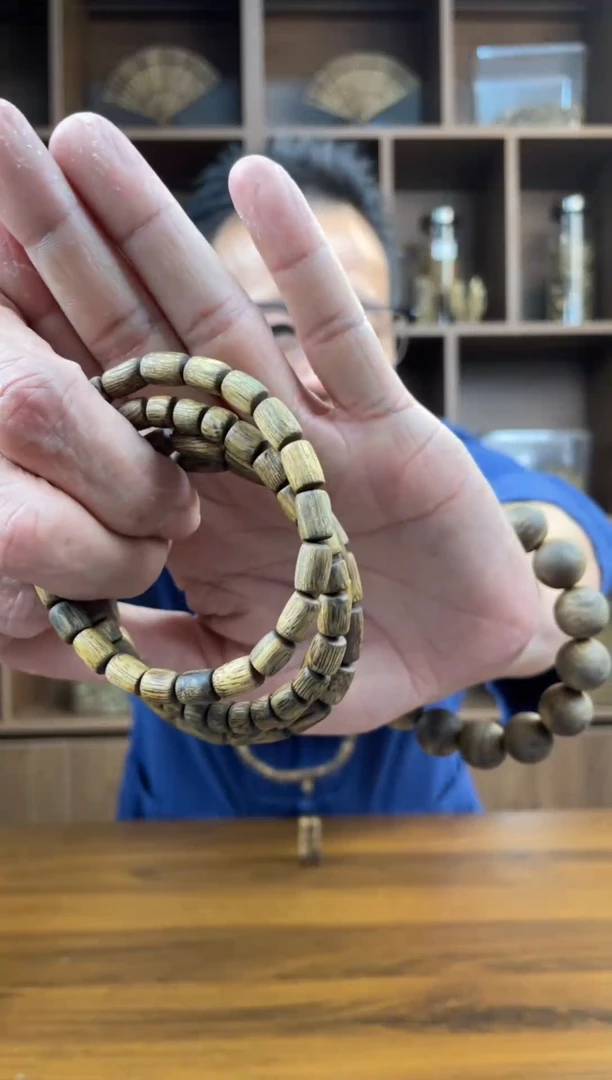 沉香沉香碎屑奇楠沉香随型桶珠单圈（多样性发一）