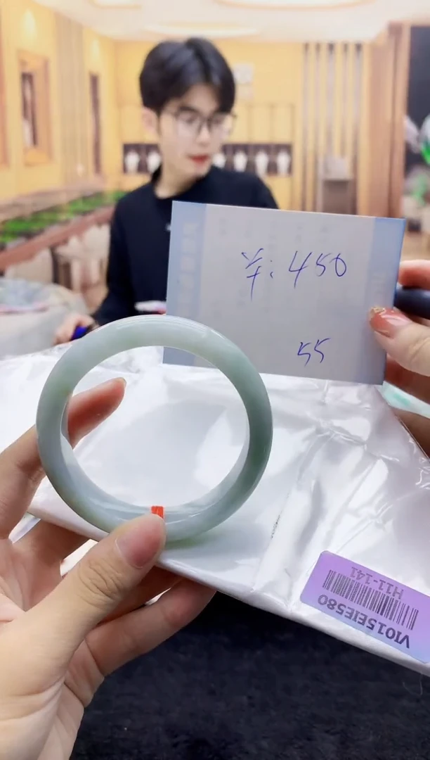【闪购商品】翡翠手镯未镶嵌    H11-141