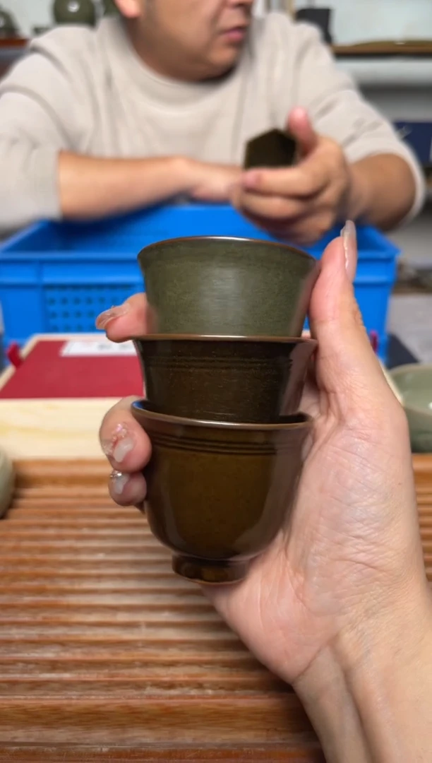 【闪购商品】其他耀州窑茶叶末釉小酒杯 随机发 微瑕福利