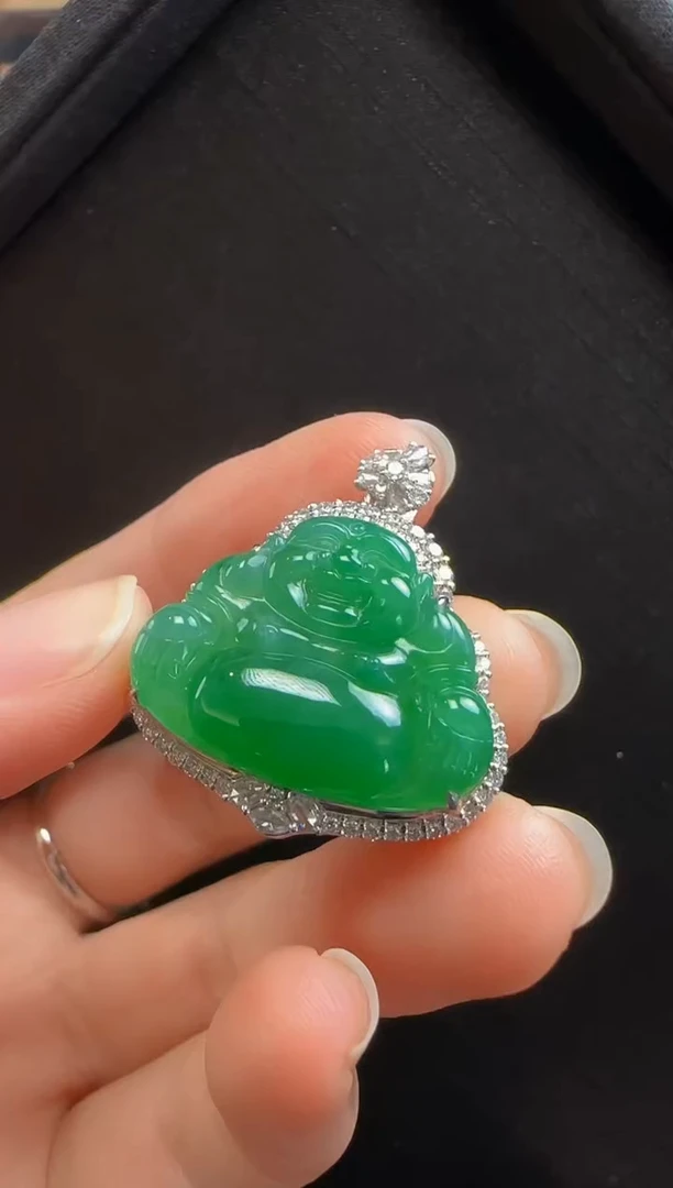 【闪购商品】翡翠颈饰18K金镶嵌613玉佛一个