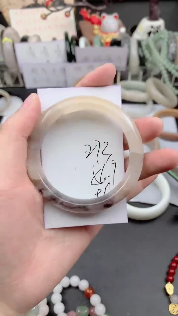 未镶嵌手镯石英质玉273