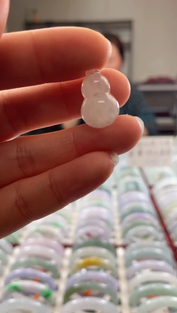 颈饰未镶嵌翡翠多样性发一