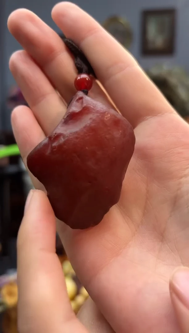 琥珀颈饰未镶嵌吊坠