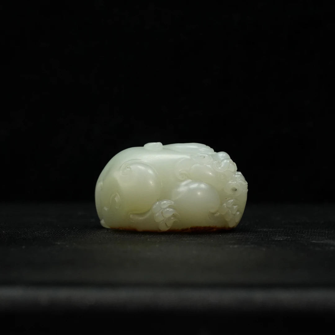 38和田玉羊脂白洒金原皮吊坠/800204保利厦门拍卖