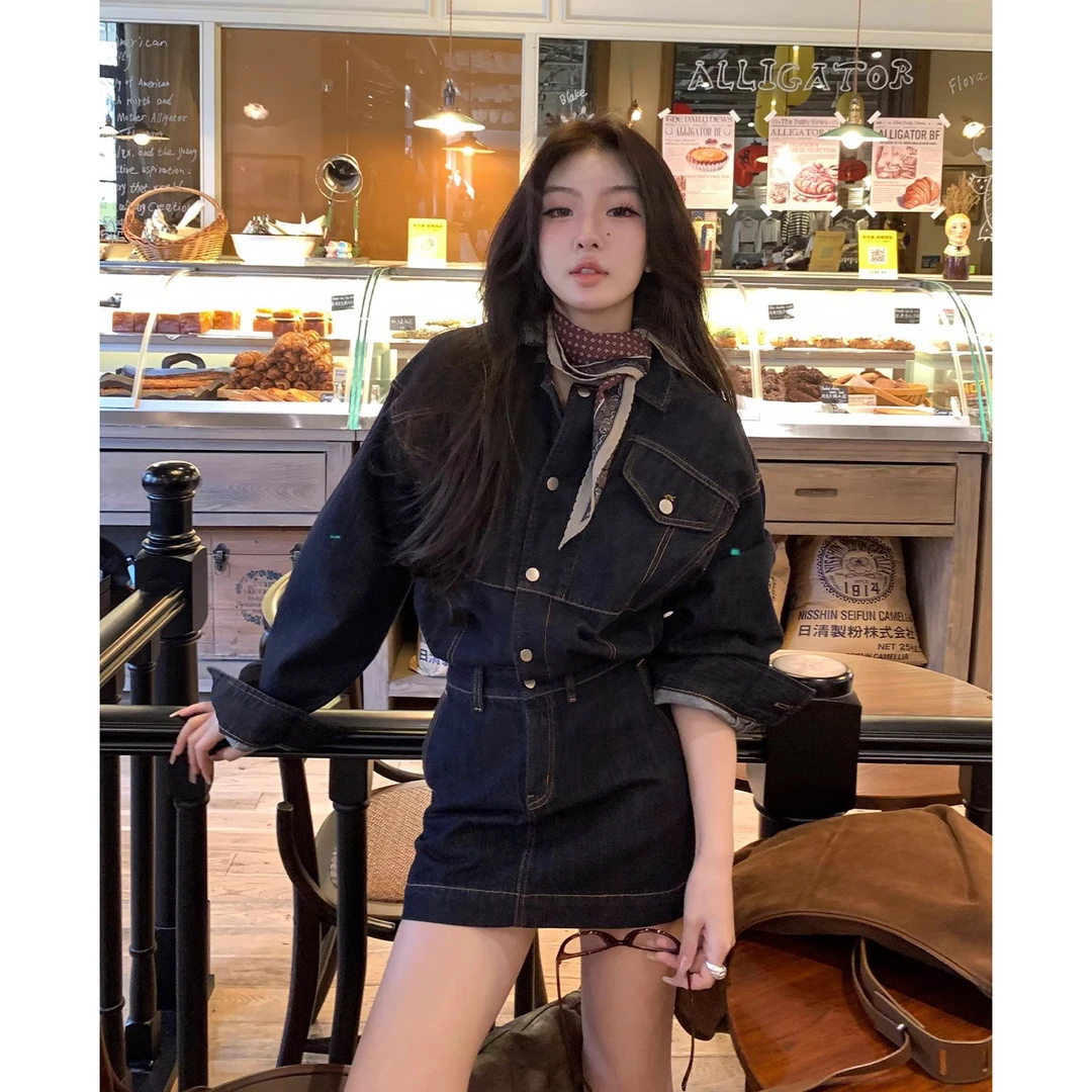 复古高街水洗牛仔连衣裙女2025春夏新款休闲设计翻领开衫上衣短裙