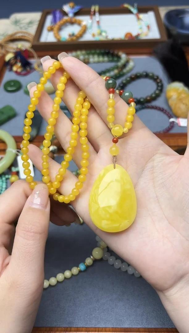 蜜蜡颈饰未镶嵌蜜蜡水滴吊坠YZJ