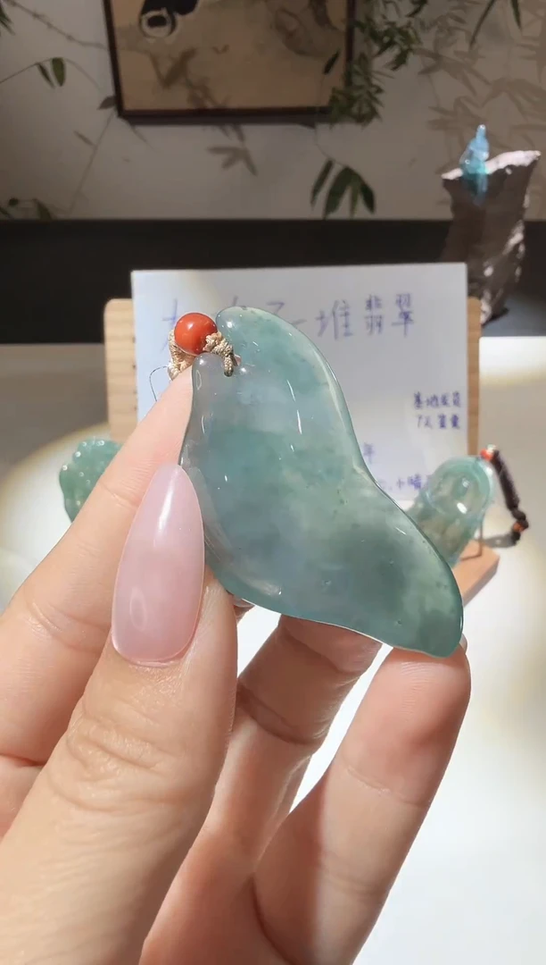 吊坠(不含链)未镶嵌翡翠随形