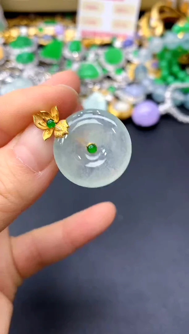 颈饰18K金镶嵌翡翠396-中国好珍宝