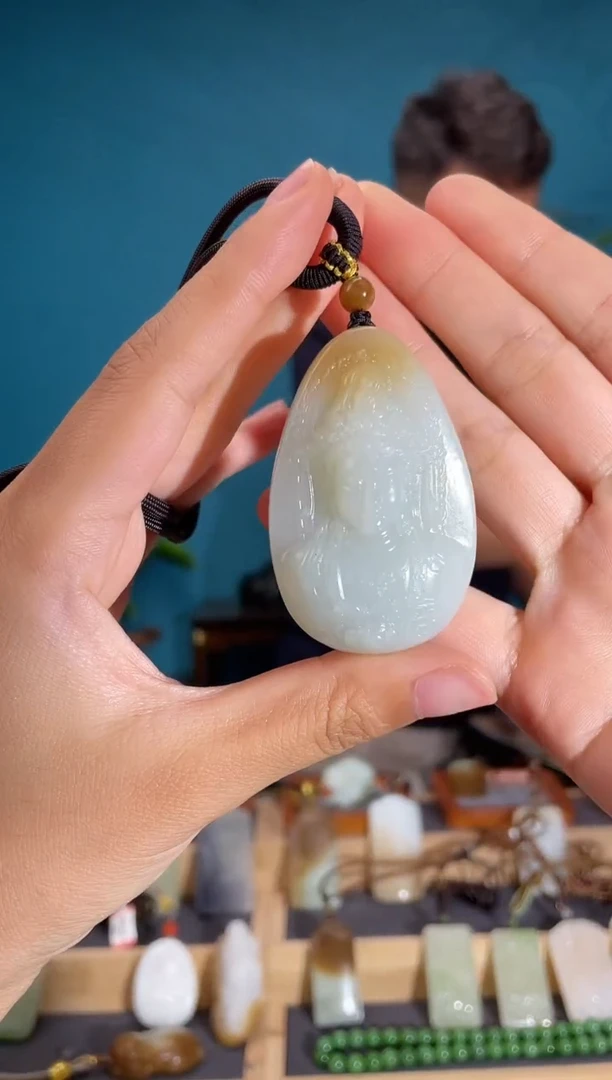 颈饰未镶嵌和田玉1