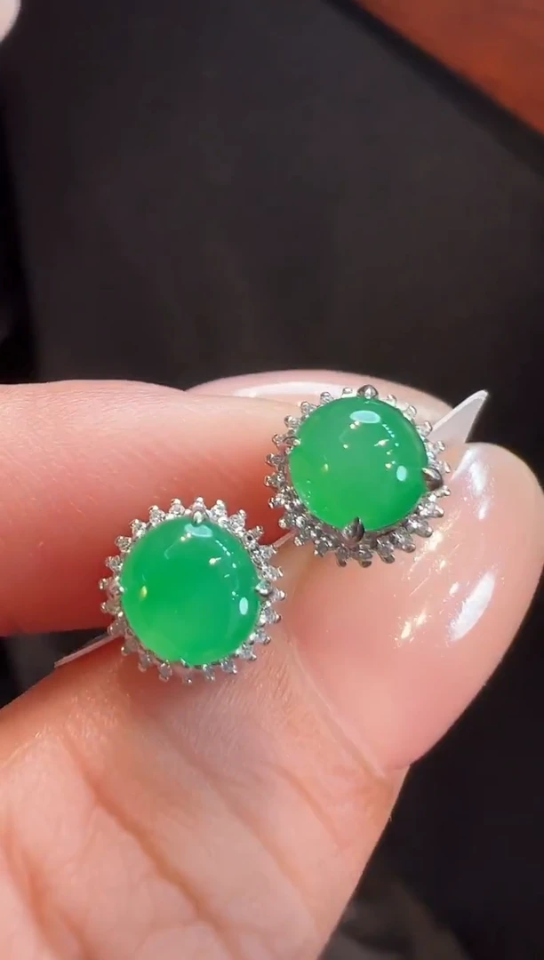 18K金镶嵌翡翠耳饰AL6耳钉