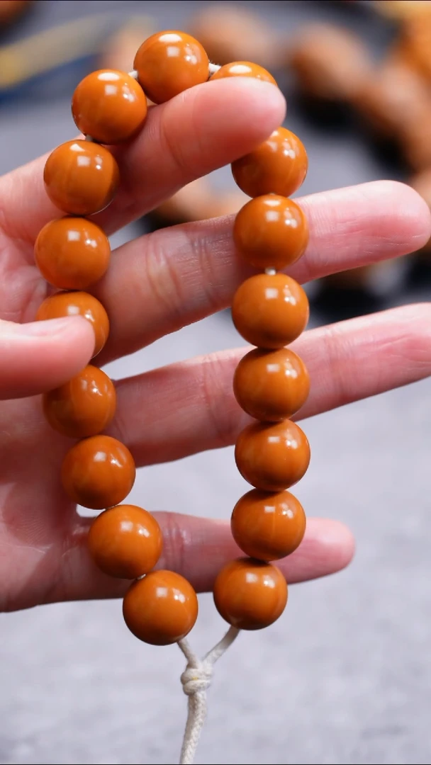 【闪购商品】橄榄核吊坠橄榄核