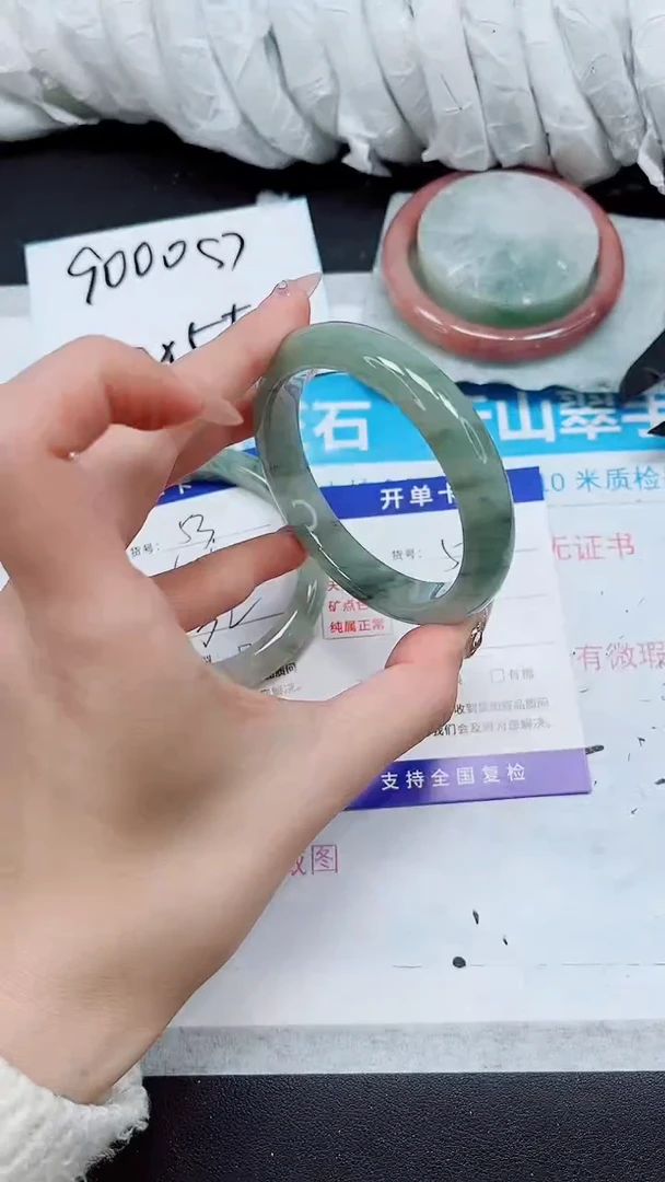 【闪购商品】石英质玉手镯未镶嵌A54-56/57