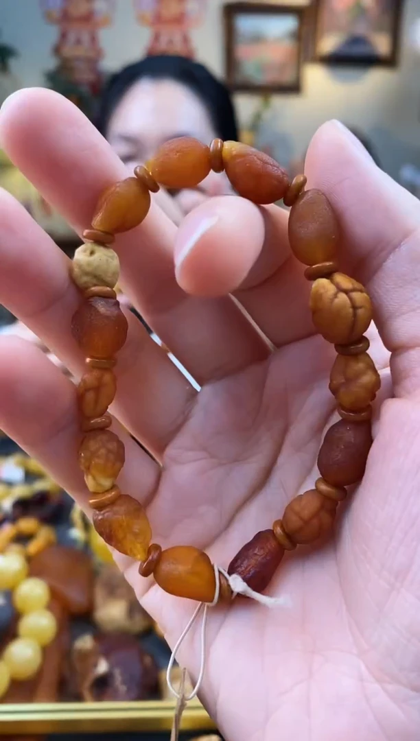 【闪购商品】未镶嵌琥珀手串手串