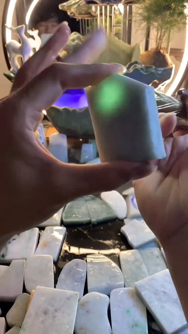 未镶嵌挂件翡翠天然缅货翡翠毛料